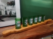 Taca, deska do serwowania napojów, szklanki Heineken