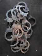 Kajdanki milicja, policja 10 par