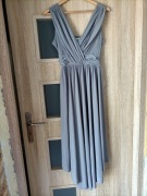 Długa sukienka wieczorowa weselna 