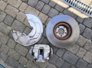 Zestaw hamulcowy Volvo XC90,XC60II:zacisk jarzmo tarcza 366mm klocki osłona