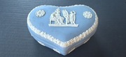Szkatułka serce porcelana angielska Wedgwood 