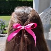 Kokardki do włosów, grzywy i ogona - ciemno różowe 1 sztuka