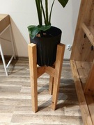 Stojak na kwiatka dębowy