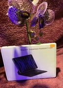 Etui-klawiatura z zawieszka magnetyczna do tabletu