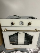 Piekarnik elektryczny Rococo firmy Electrolux 