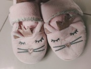 Kapcie kotki dla dziewczynki Primark r. 35