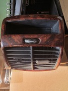 Mercedes W220  obudowa tylnego nawiewu drzewo 