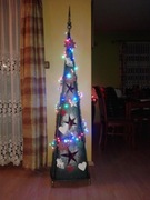 Oryginalna choinka z metalu