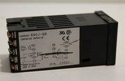 Regulator temperatury OMRON E5CJ2-Q2