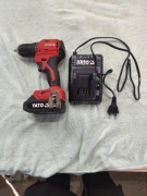 Wkrętarka Yato 18V akumulator 2ah ładowarka 