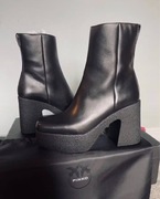 Pinko oryginalne, nowe w kartonie 41