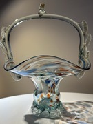 Duży, kolorowy szklany koszyk