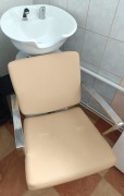 Myjnia fryzjerska z fotelem