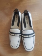 mokasyny biało-czarne