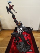 Figurka Venom – edycja kolekcjonerska Spider-Man 2 (PS5)