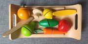Drewniane warzywa i tacka PlanToys