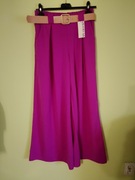 Spodnie damskie z szeroką nogawką