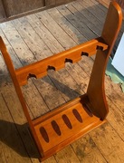 Stojak do broni białej