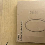 okrągła lampa sufitowa LED marki JVURICE