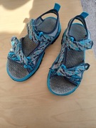 Sandały chłopięce Decathlon rozm. 33