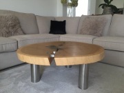      Stolik kawowy drewno dąb  monolit  GO24    