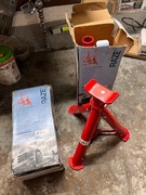 Podpory do auta udźwigu 2 tony.