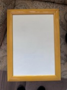 Ramka drewniana na zdjęcia żółta 21x30