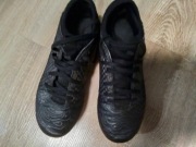 KORKI PIŁKARSKIE DLA CHŁOPCA  rozmiar 33.