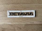 Nowy oryginalny emblemat "Octavia"