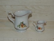 MLECZNIKI PORCELANOWE  2 SZTUKI CHODZIEŻ