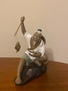 Figura rybaka ceramiczna duża lata 80