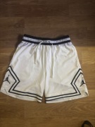 Spodenki Jordan białe