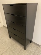 Skandynawska komoda z 5 szufladami, czarna, lite drewno [NOWA]