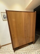 Szafa czechosłowacka lata 40.-50. wraz z komodą - bufetem 