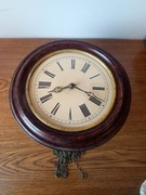 Wiszący zegar ścienny