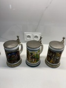 Zestaw kufli BMF z cynowymi kapami. Motyw bawarski, biesiadny.