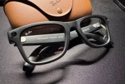 Inteligentne okulary Ray-Ban Meta Wayfarer Transitions RW4008