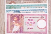 Liechtenstein zestaw 4 banknotów projektu Mateja Gabrisa UNC