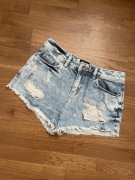 Spodenki jeansowe Clockhouse