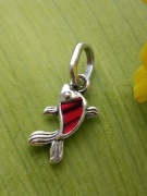 charms zawieszka wisiorek czerwona ryba w czarne paski