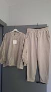 Dres wiya spodnie i bluza 