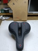 siodełko rowerowe marki Toptrek. 