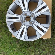 Orginalna FELGA VW CROSS UP 1S0 6x16 ET39 4x1001 MODEL KALAMATA