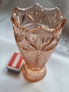 Szklany wazon rozalinowy Ząbkowice rozeta. Art Deco szkło kolorowe PRL