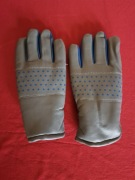 Nowe Szare zimowe rękawiczki ok. 7-9lat