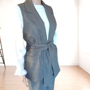 Przepiękny włoski garnitur: kamizelka+spodnie