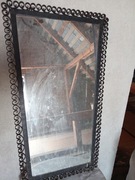 Lustro PRL w dobrym stanie