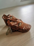 Skórzane karmelowe sandały rzymianki MANGO rozmiar 37 nowe z metką