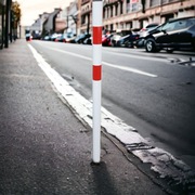 Słupek parkingowy drogowy blokada biało czerwony 150 cm fi 55 