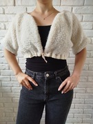 Puszysty skrócony żakiet / bolero na sznurku